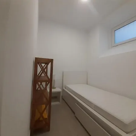 Ground Floor Arroios Flat Appartamento Lisbona